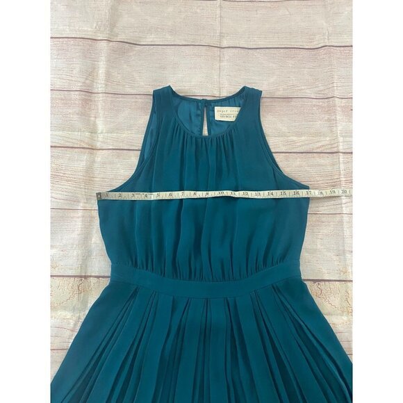 Paper Crown X Stitch Fix Women's Green Sleeveless Pleated Dress - 8 - Picture 7 of 14